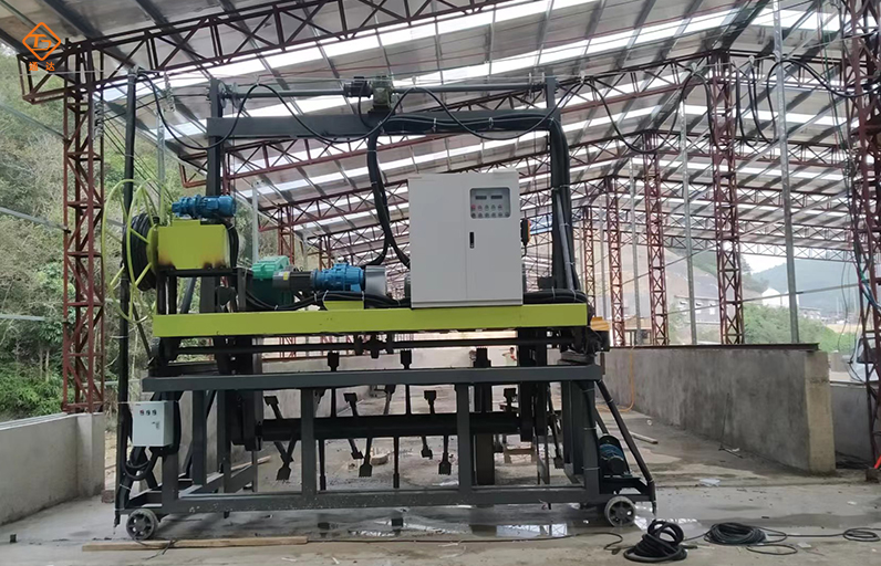 秸稈污泥槽式翻拋機 秸稈污泥槽式翻拋機